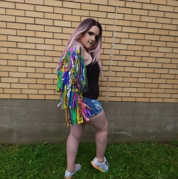 Meet the Posher Other - Meet your Posher, Britney